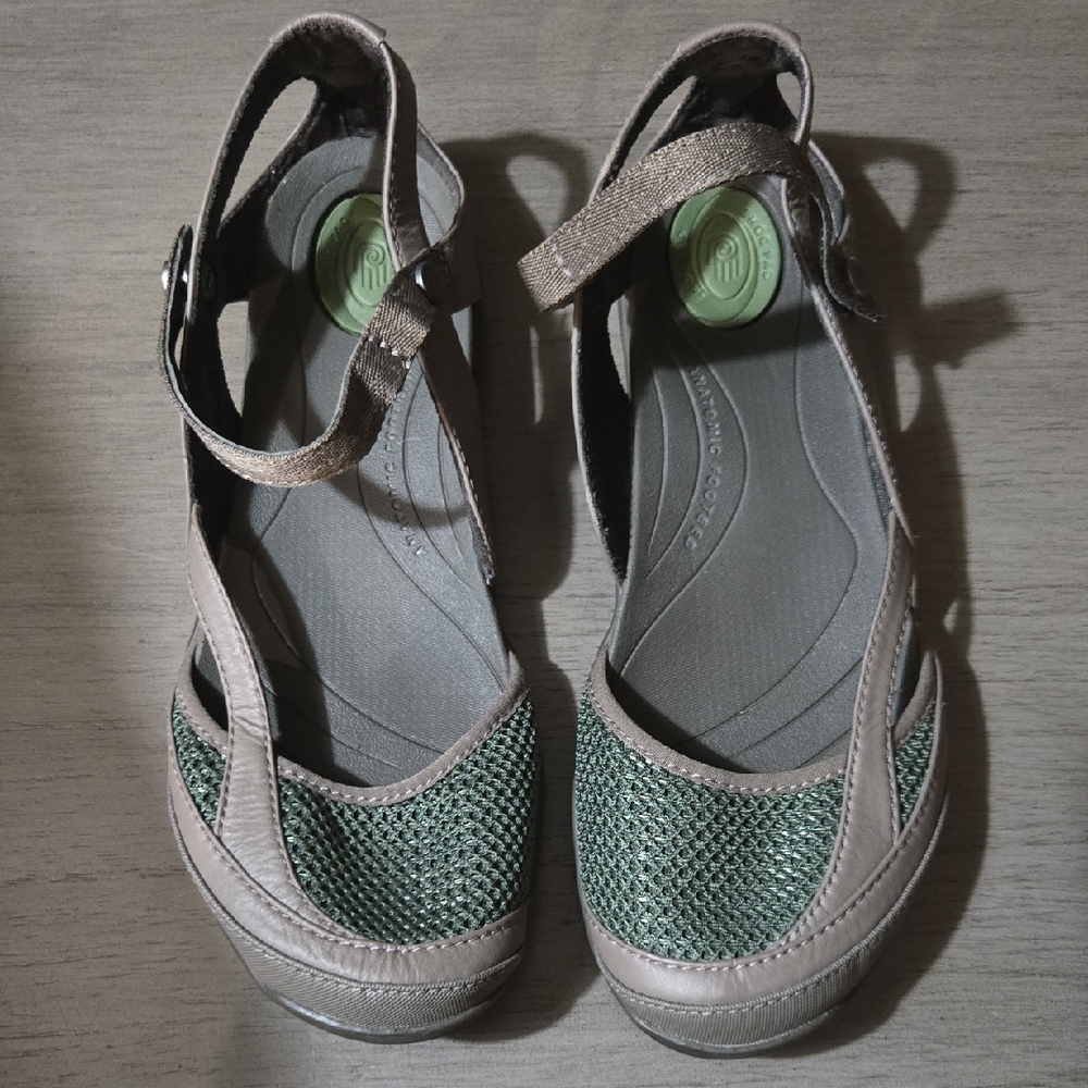 Teva Women's Flats in Green and Tan